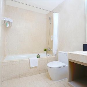 Suite king deluxe dua-kamar tidur